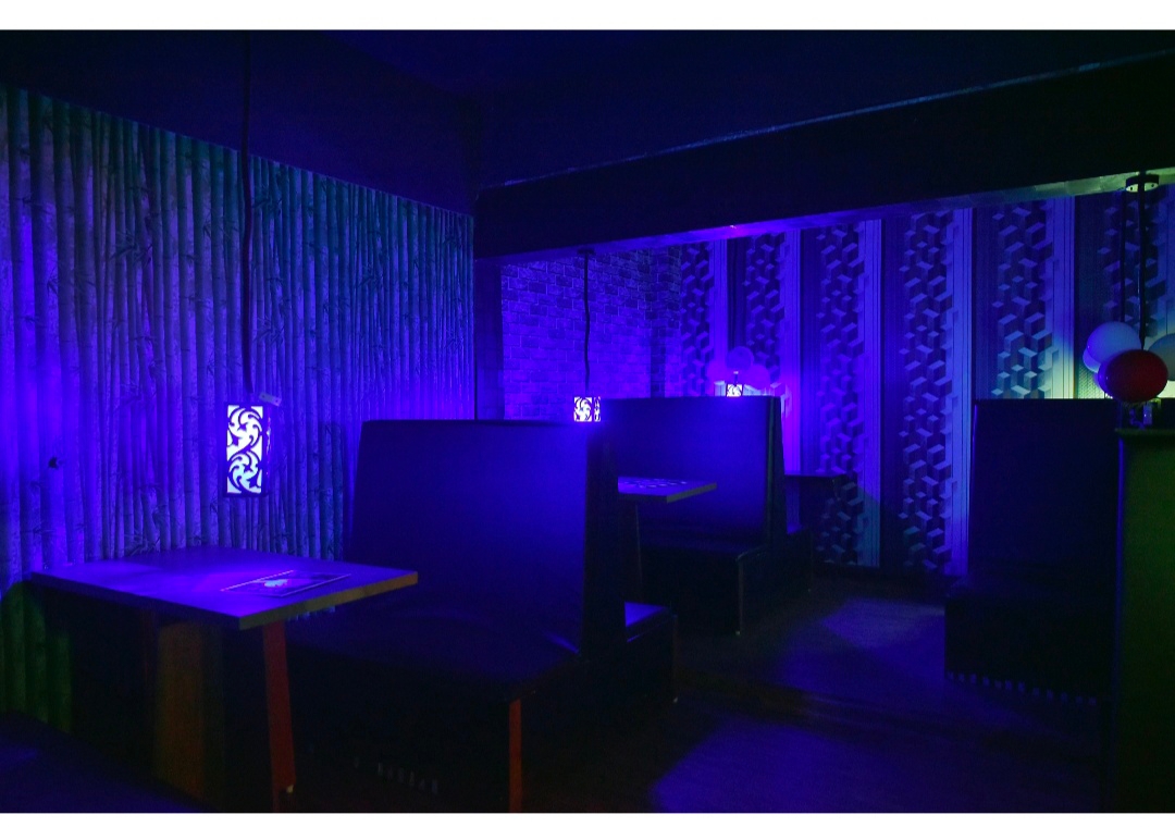 Purple Cafe